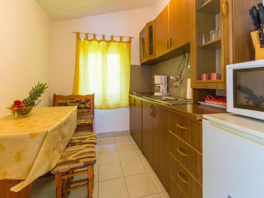 Apartments Adrasteja Dramalj Esterno foto