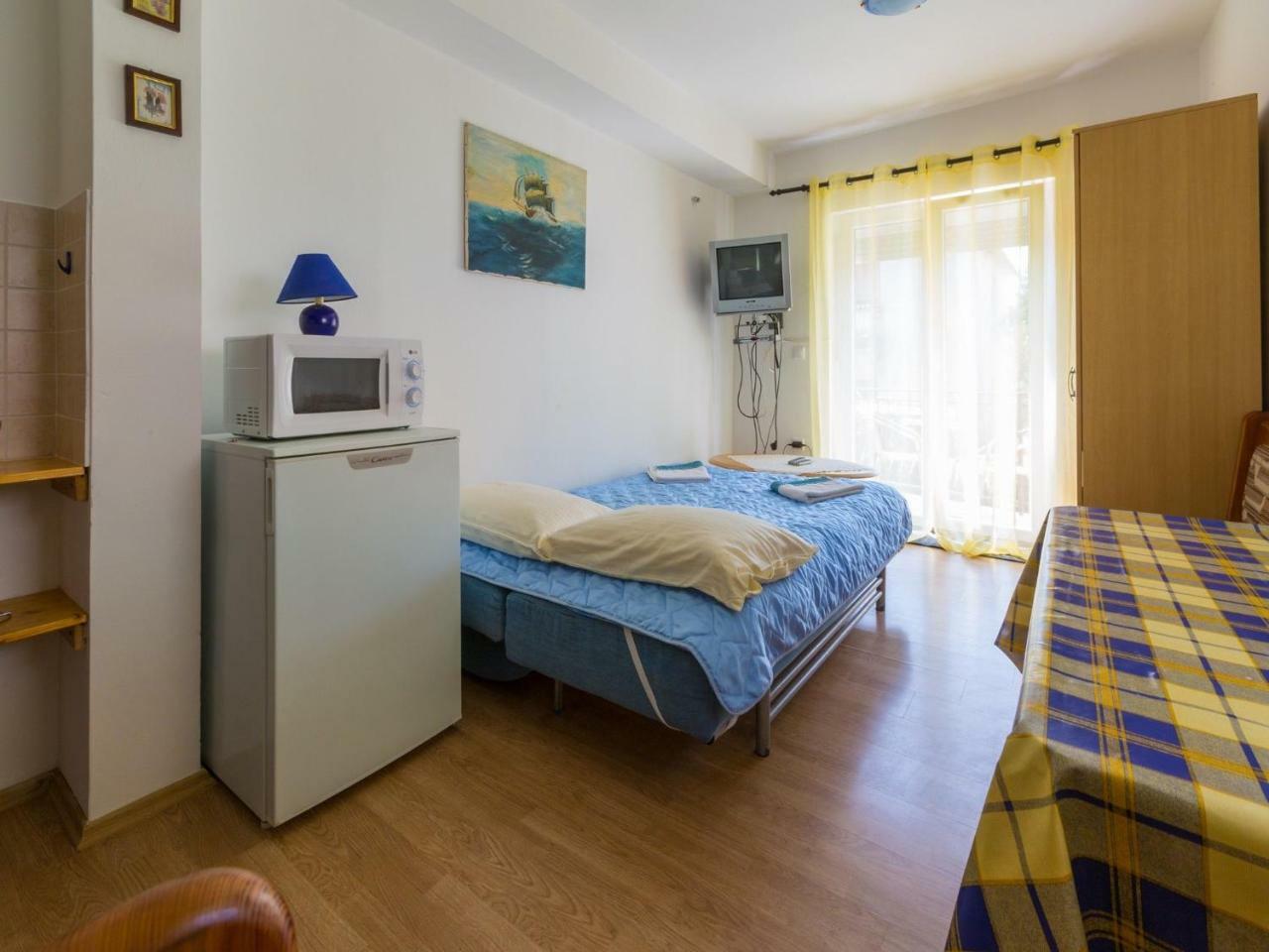 Apartments Adrasteja Dramalj Esterno foto